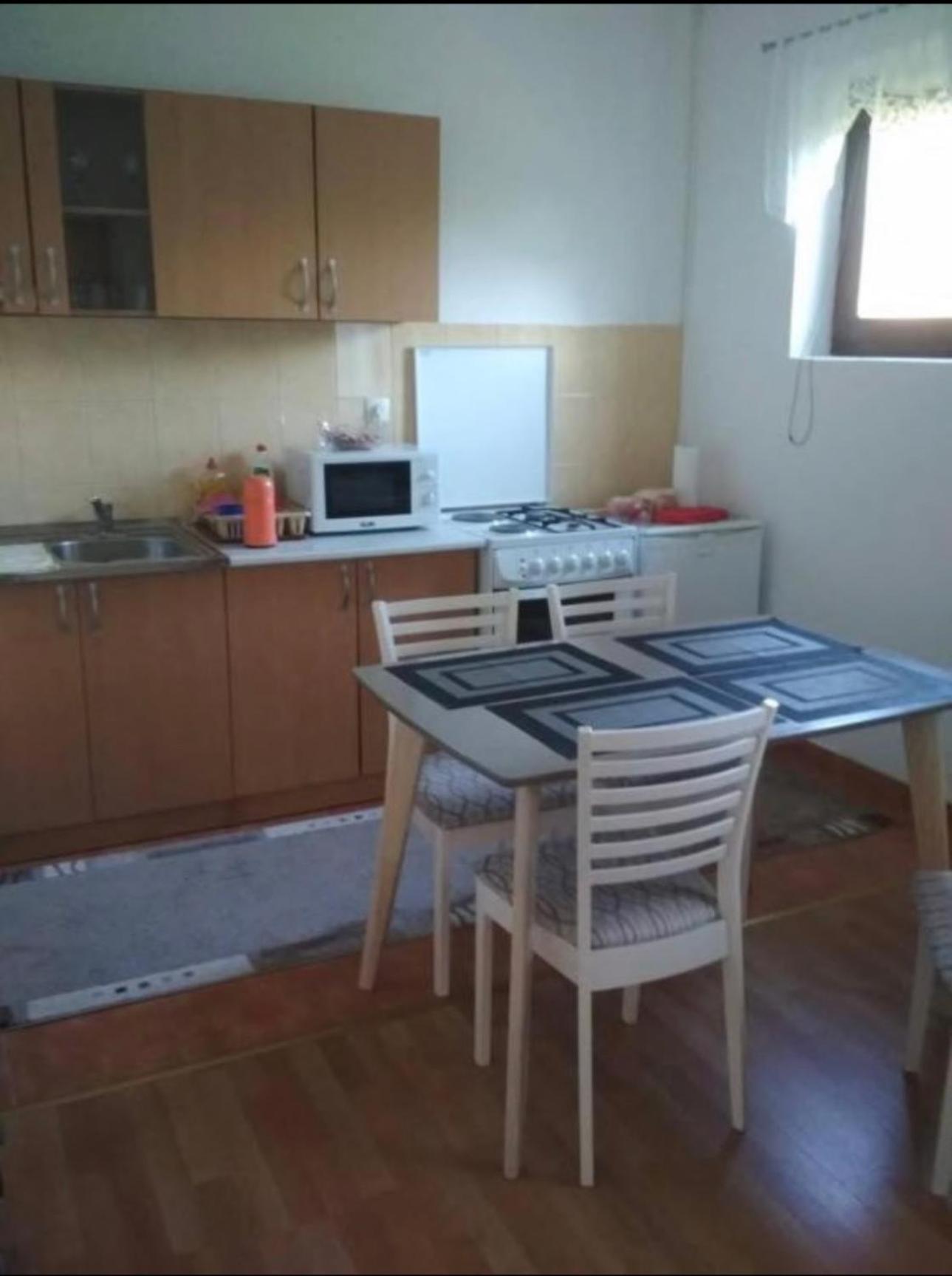 Apartman Jezerce 71 Apartment Екстериор снимка