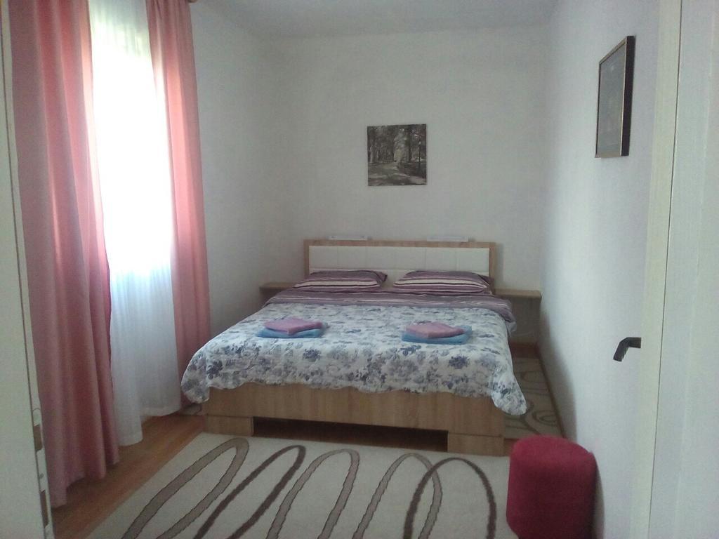 Apartman Jezerce 71 Apartment Екстериор снимка